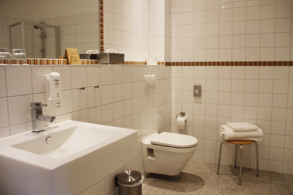 Kur-& Landhotel Borstel - Treff Dabel エクステリア 写真